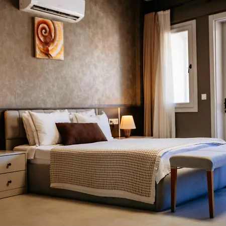 Ξενοδοχείο Guney House By Safiya Φετιγιέ