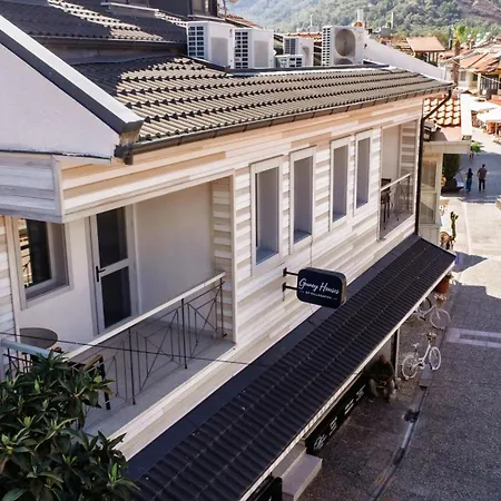 Ξενοδοχείο Guney House By Safiya